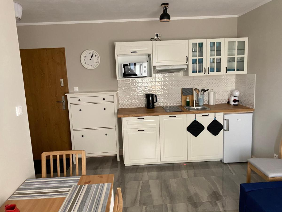 Apartamenty Na Zmijowej Gorce Debina  外观 照片